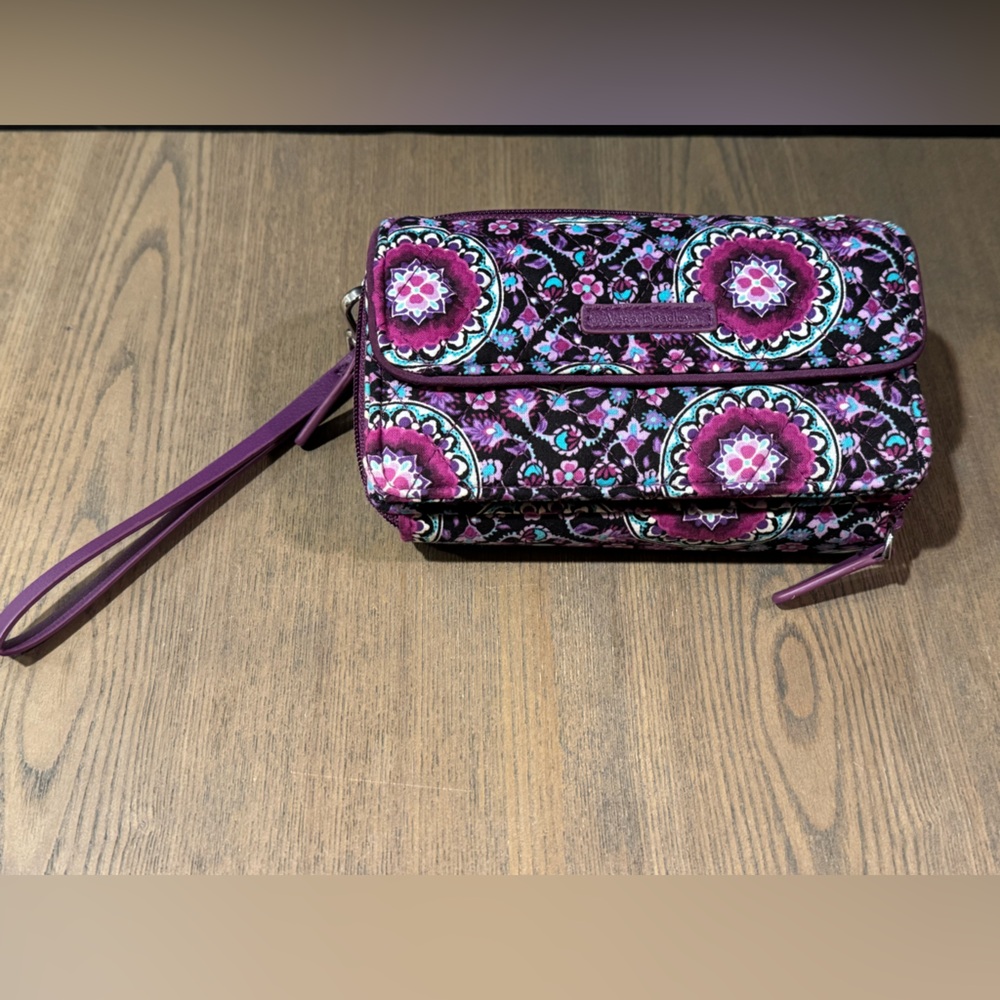 Vera Bradley Purple Floral Patterned Tri Fold Zippered Wallet : Clean - Picture 4 of 12